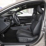 Camry 2026 Híbrido 2.0HXS Radiance（Dorado mate）