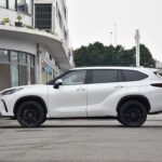 Toyota Crown Kluger 2026 2.0T AWD versión Jinyao