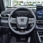 Toyota Crown Kluger 2026 2.5L HEV tracción delantera versión Luxury