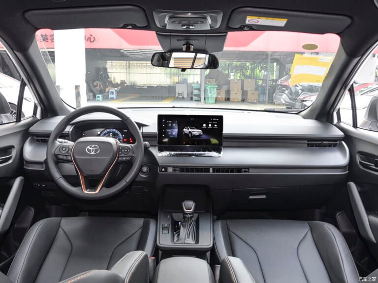 Frontlander 2026 2.0L CVT Confort