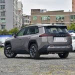 Toyota RAV4 híbrido 2.0L tracción delantera versión Luxury 2026