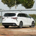 Toyota Granvia 2026 2.5LHíbrido Premium PLUS