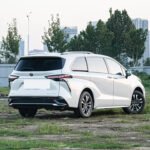 Toyota Granvia 2026 2.5LHíbrido Premium PLUS AWD
